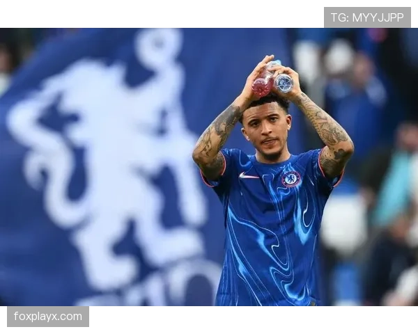 2025年英超激战：切尔西青春风暴席卷赛场，新星闪耀助蓝军重燃争冠希望