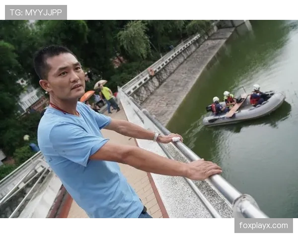 柳雅慧手里那只包的价签比我一个月工资还高，路人默哀中